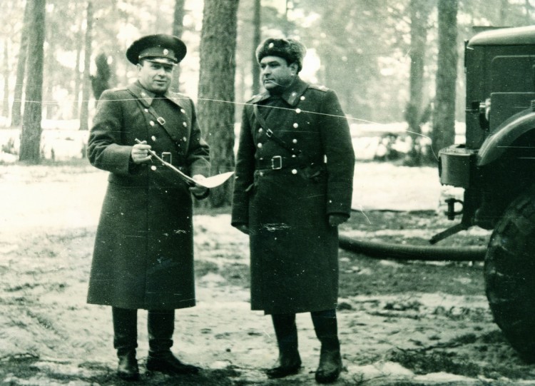 начальник Ветслужбы округа Виталий Ветров и профессор Л.С.Михайлов на Учениях в БВО