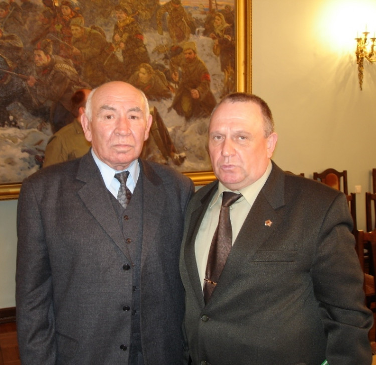 генерал-майор Виталий Ветров. генерал-полковник В.И. Литвинов. Чернобыльцы