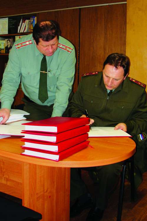 полковник Ю.Г. Боев и И.С. Колесниченко. ВВИ