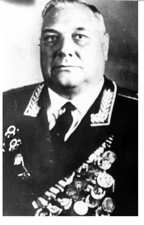 генерал-лейтенант ветеринарной службы А.М. Пенионжко 