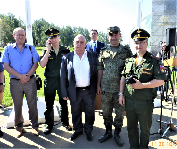 генерал-майор ветеринарной службы  В.П.Ветров на армейских играх