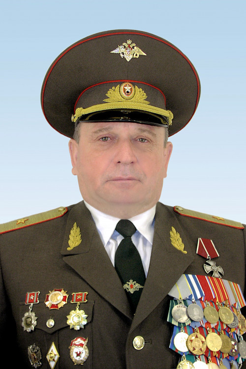 9. генерал-майор ветеринарной службы В.П. ВЕТРОВ