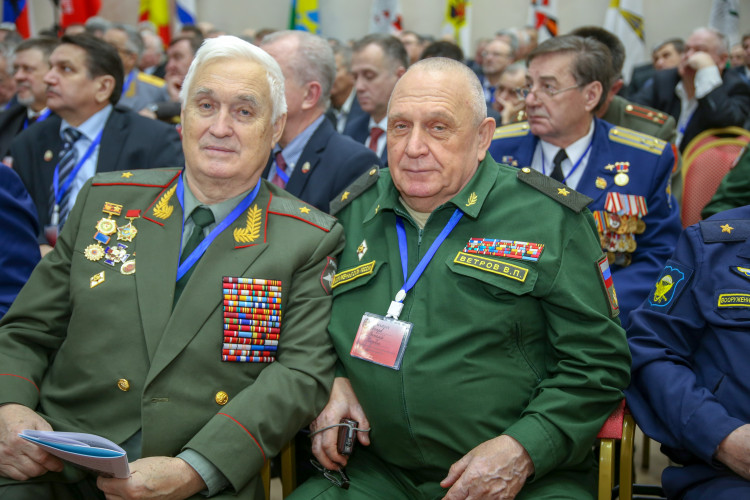 генерал-майор ветеринарной службы В.П. Ветров на конференции