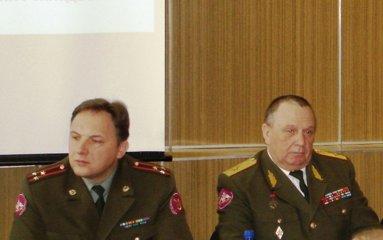 генерал-майор ветеринарной службы Виталий Ветров и полковник Юрий Боев