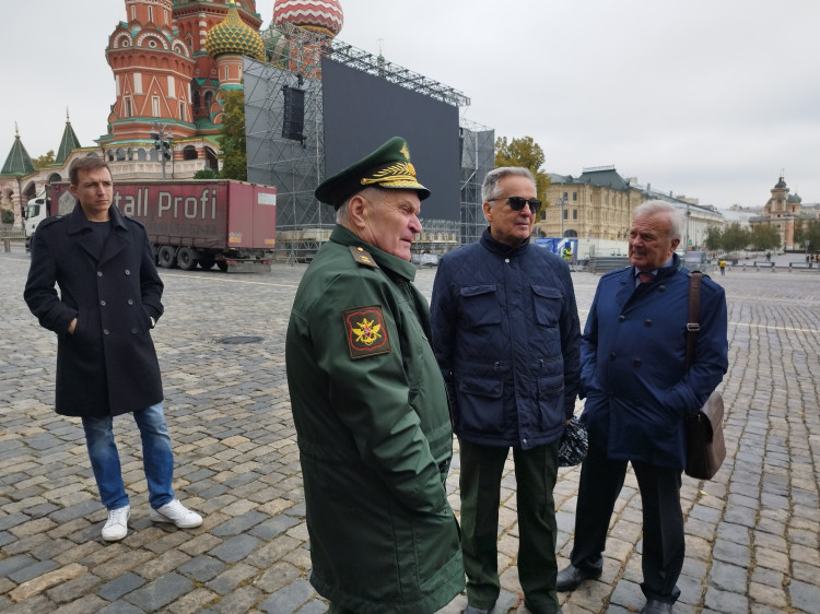 генерал-лейтенант Г.Я. Бурмистров.