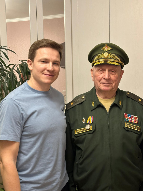 генерал-майор ветеринарной службы Ыиталий Ветров. кандидат ветеринарных наук Иван Макаров