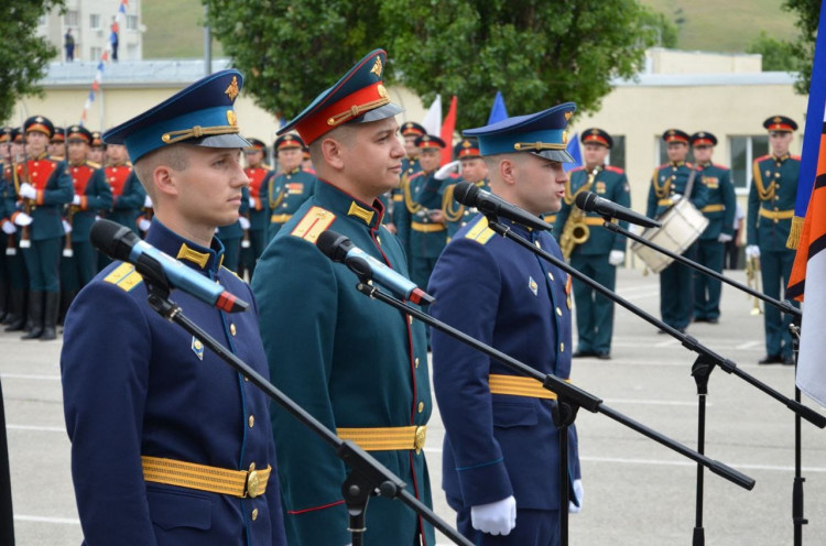 Выпуск офицеров в Вольском военном институте МТО. 2024