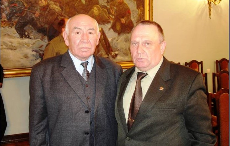 Чернобыльцы, начальник Тыла КВО генерал-полковник В.А.Литвинов, генерал-майор ветеринарной службы В.П.Ветров